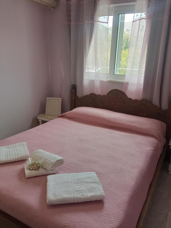 Marilen Apartment Livadia  Ngoại thất bức ảnh