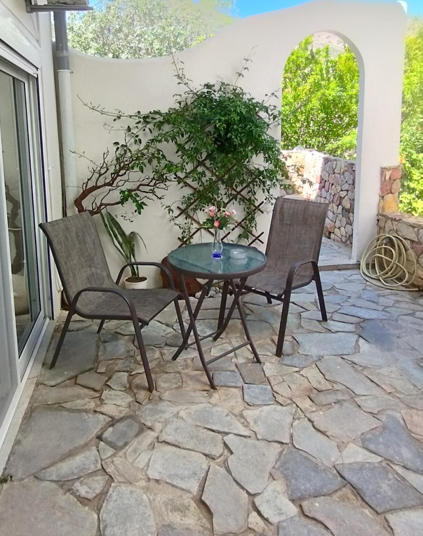 Marilen Apartment Livadia  Ngoại thất bức ảnh